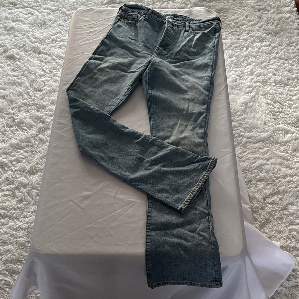 Old Navy Kicker Boot-Cut High Rise Jeans - Blue